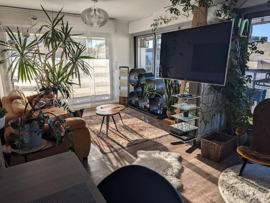 85m2, Hypercentre, Balcon, Parking, Clim